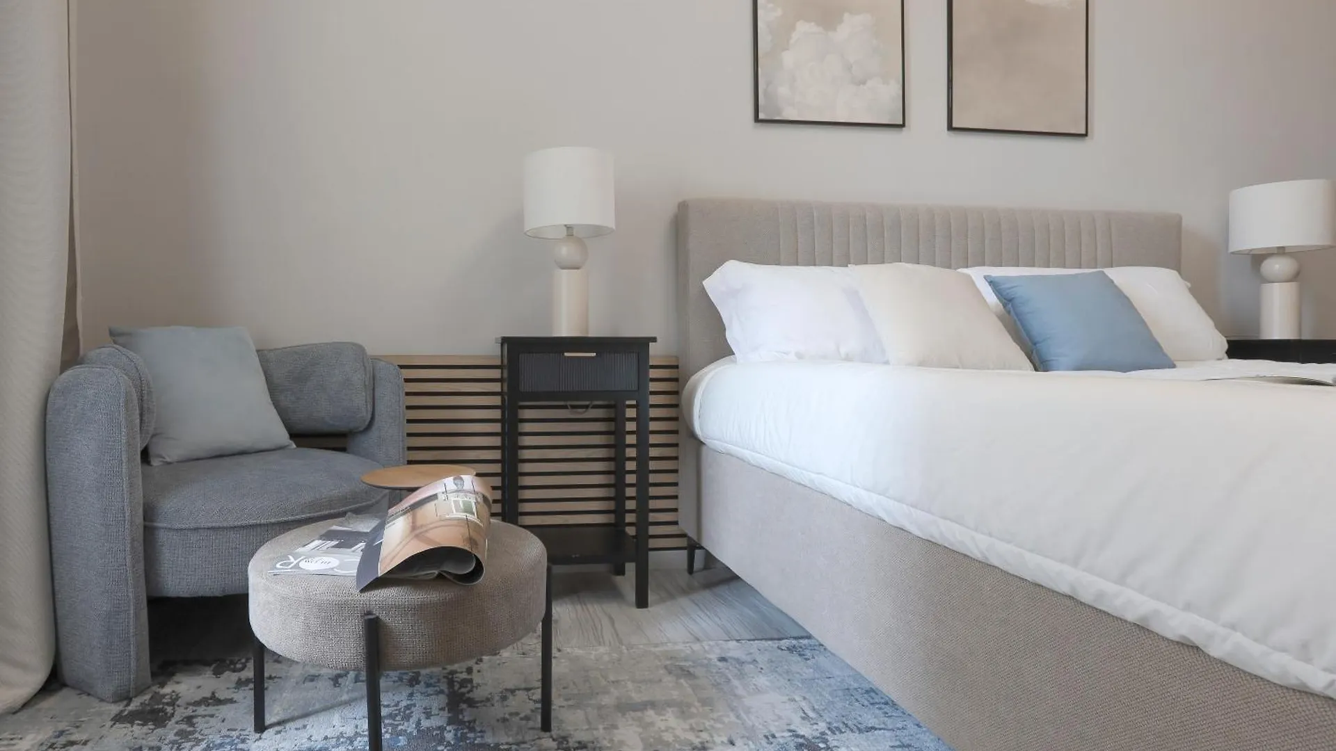 Piramide Deluxe Apartment Rome