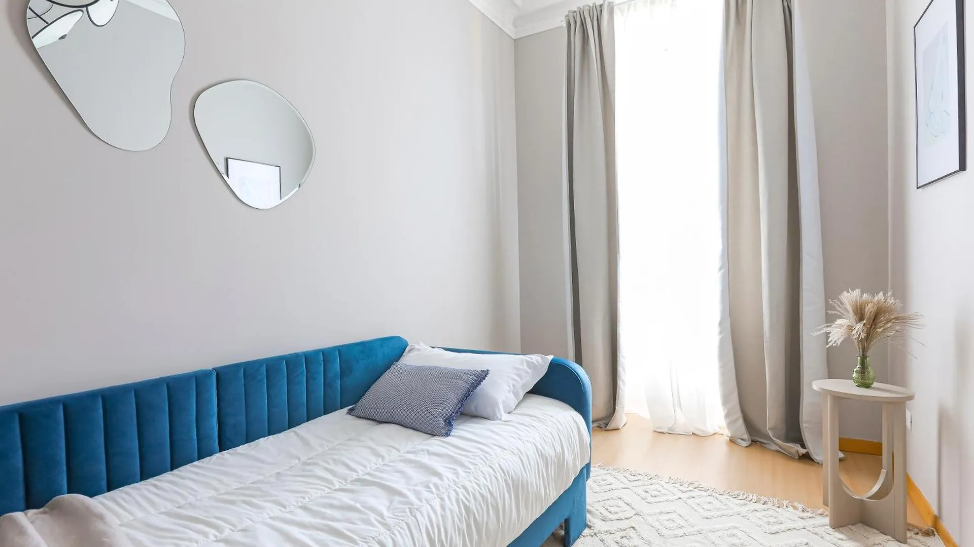 Piramide Deluxe Apartment Rome 0*,  Italy