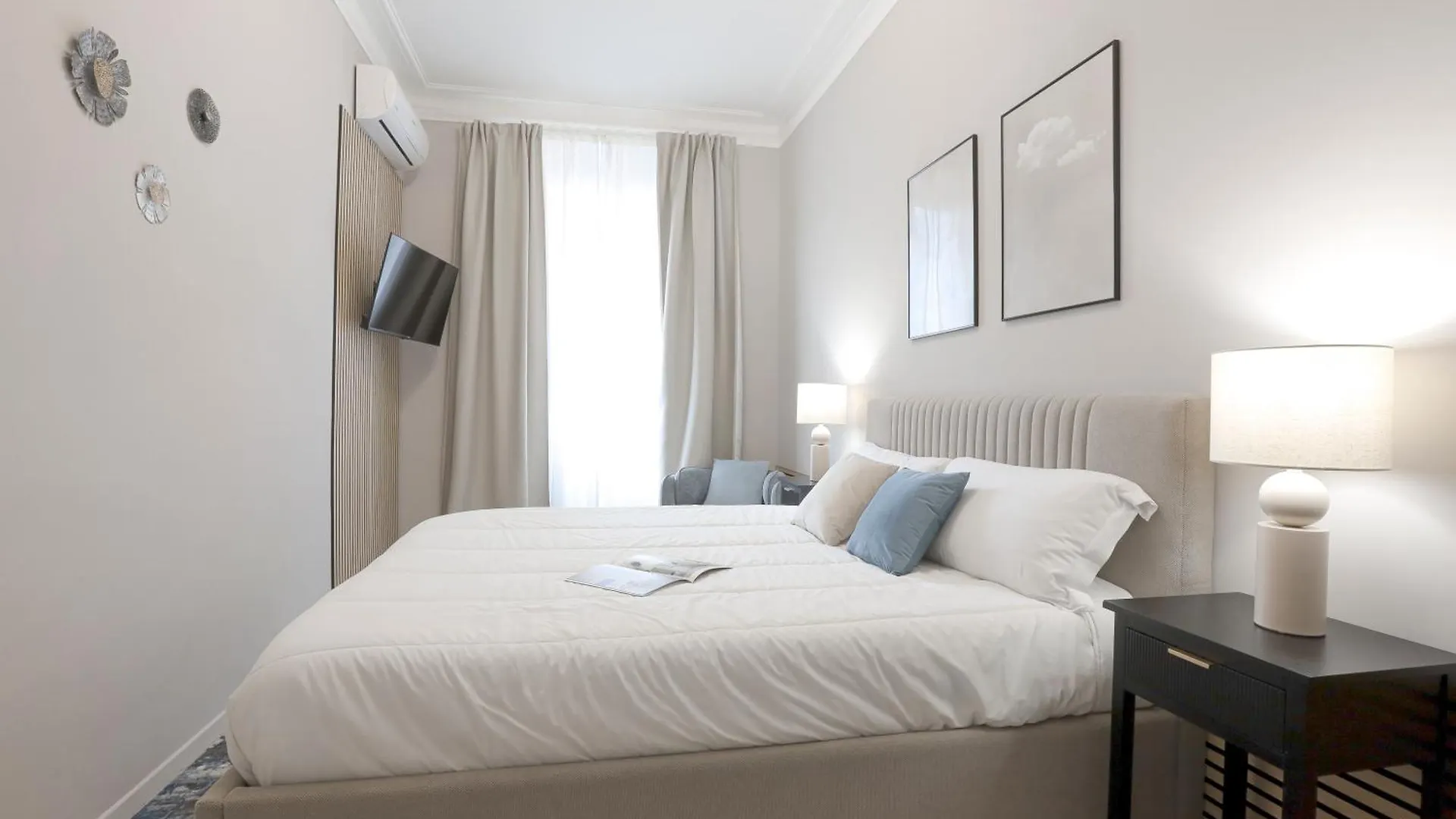 Piramide Deluxe Apartment Rome