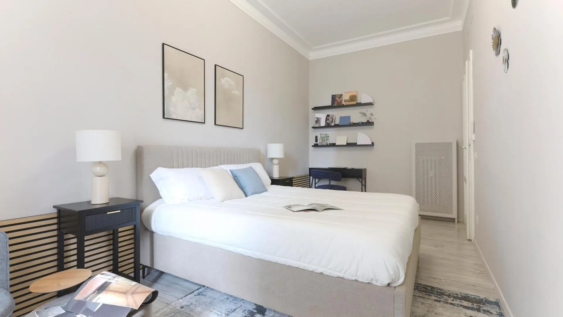 Piramide Deluxe Apartment Rome