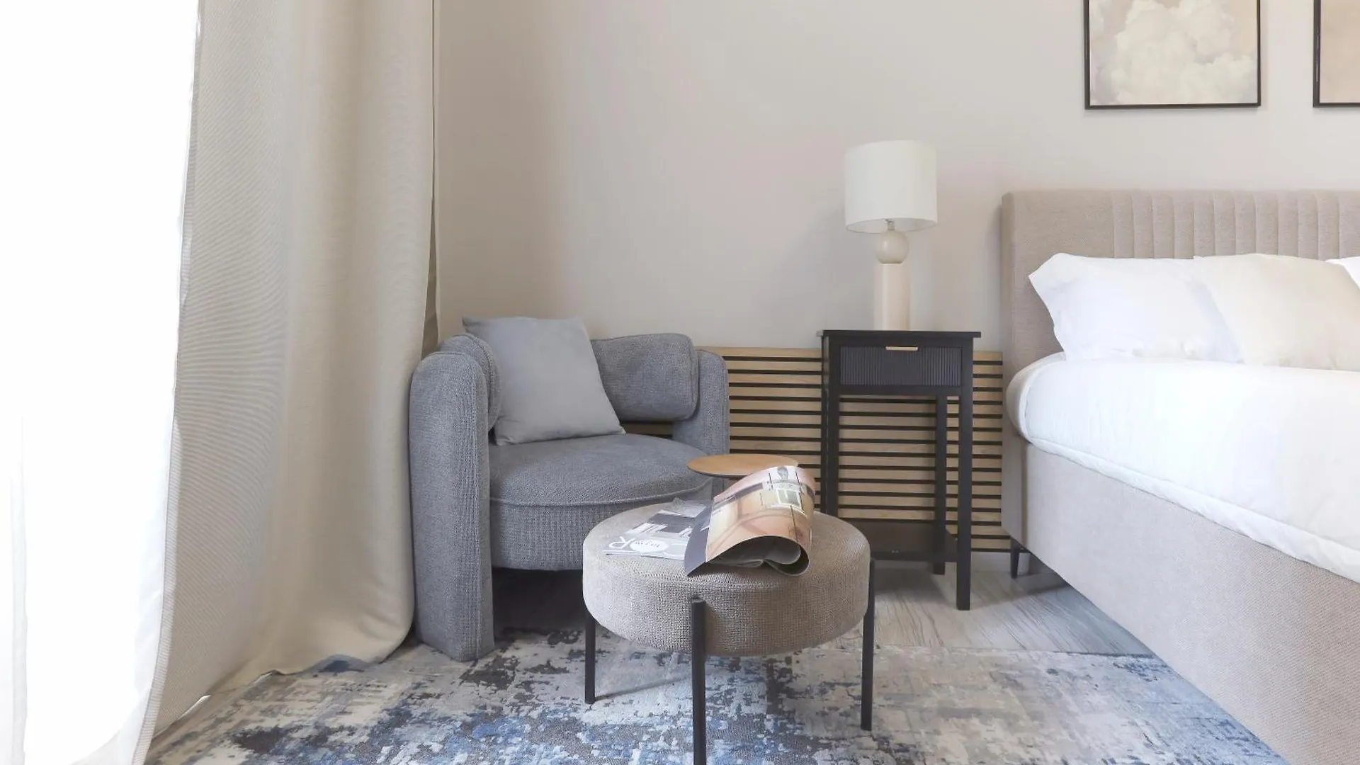 Piramide Deluxe Apartment Rome