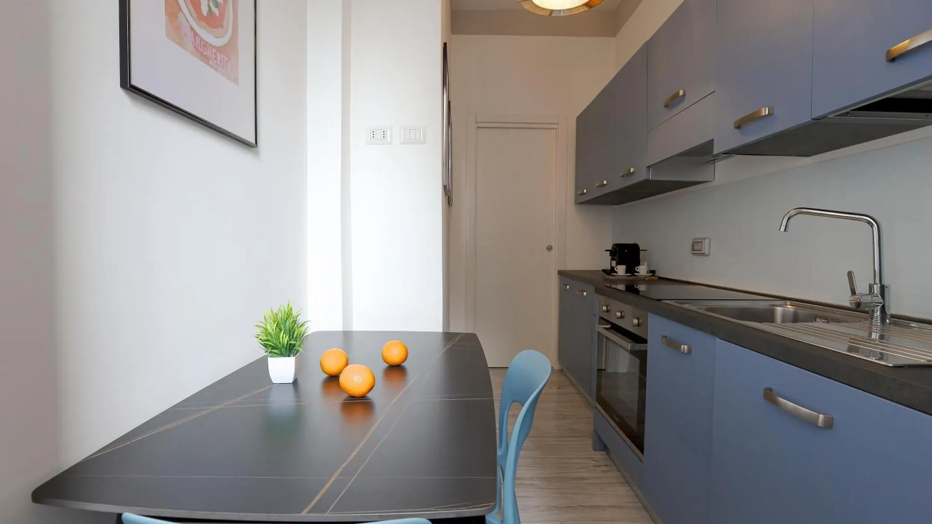 Piramide Deluxe Apartment Rome