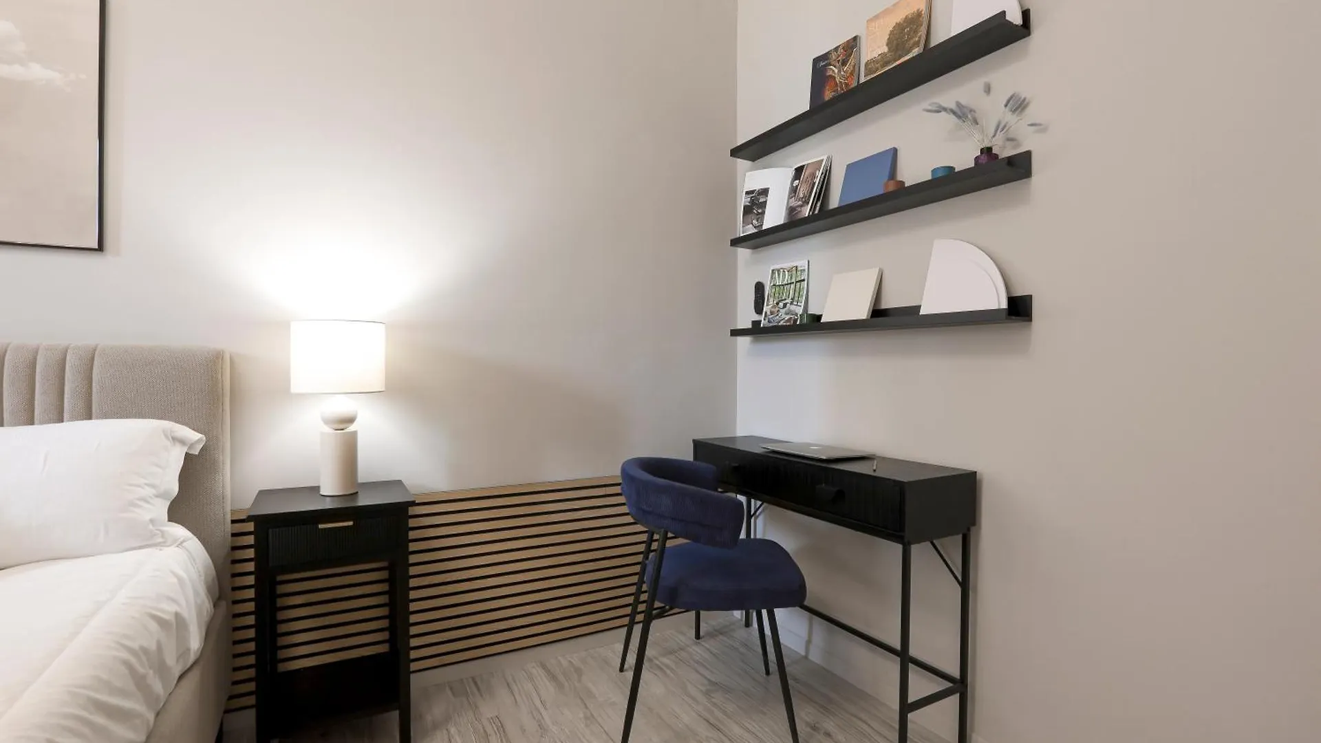 Piramide Deluxe Apartment Rome