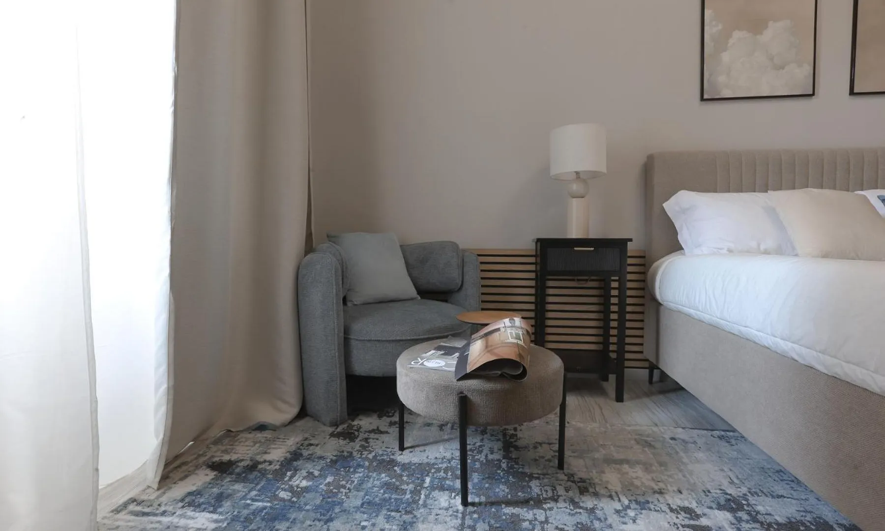 Piramide Deluxe Apartment Rome 0*,  Italy