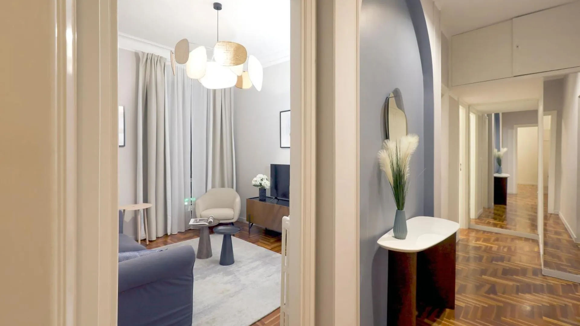 Piramide Deluxe Apartment Rome Italy