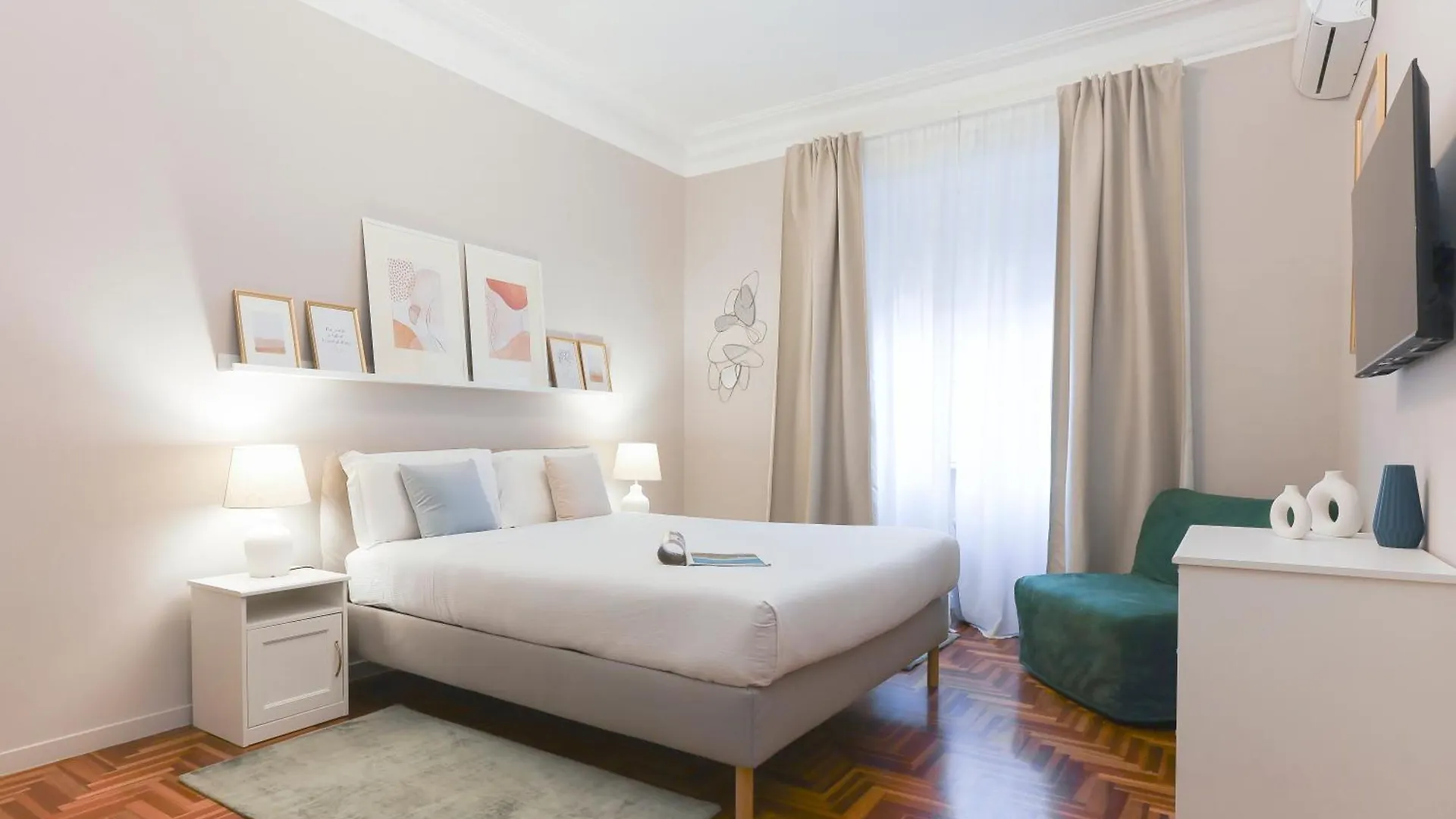 Piramide Deluxe Apartment Rome